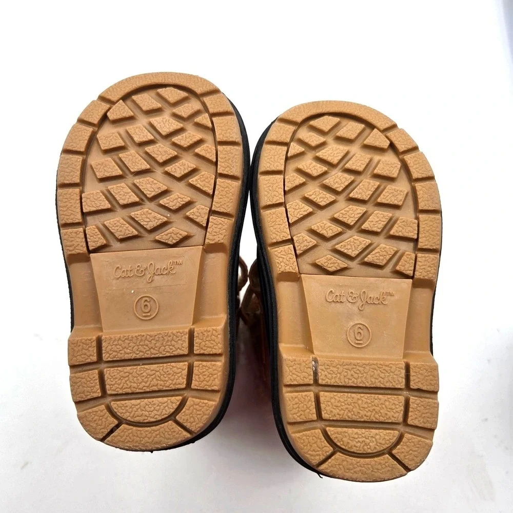 Cat & Jack Winter Boots Snow Boots Duck Boots Fur‎ Lining Boys Toddler  Size 6